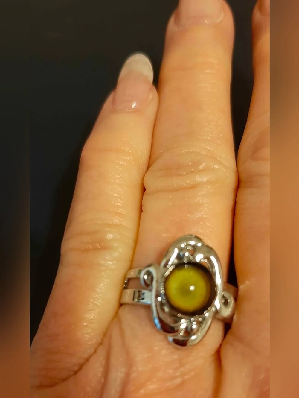 Vintage Adjustable Silver Tone Mood Ring see below